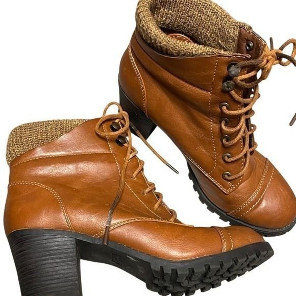 Bamboo Womens Brown Lace Up Knit Collar Ankle Boots Block Heel Size 8